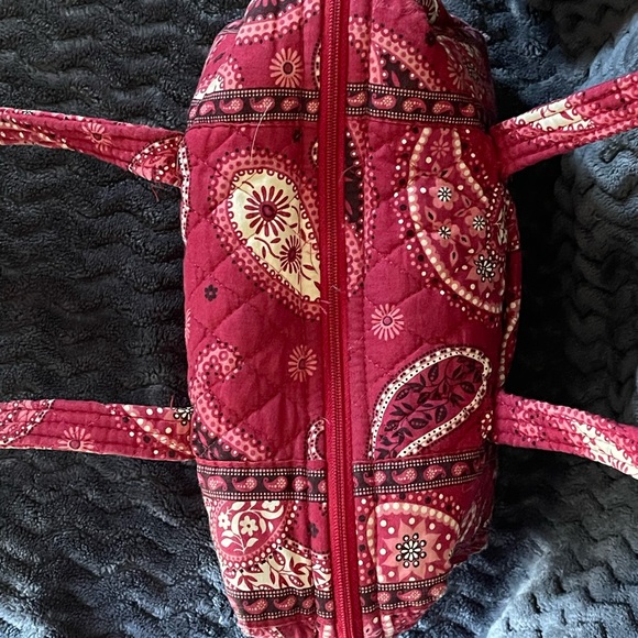 Vera Bradley - Picture 9 of 11